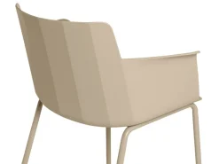 Silla moderna con reposabrazos en polipropileno y metal Kova-Color ribete verde crudo