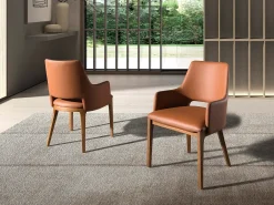 Silla polipiel marrón