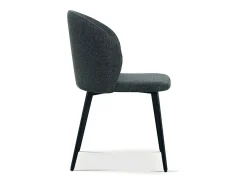 Silla tapizada en tela para comedor de color gris oscuro. Colección HARDIN.