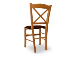 Silla Venezia en madera de cerezo con respaldo cruzado y asiento de piel sintética marrón.