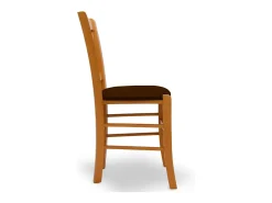 Silla Venezia en madera de cerezo con respaldo cruzado y asiento de piel sintética marrón.