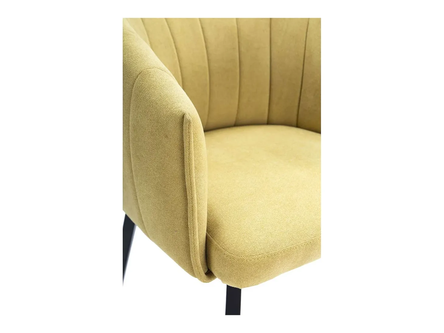 Sillón giratorio modelo Plumeti tapizado textil mostaza, 81cm(alto) 60cm(ancho) 61cm(larg