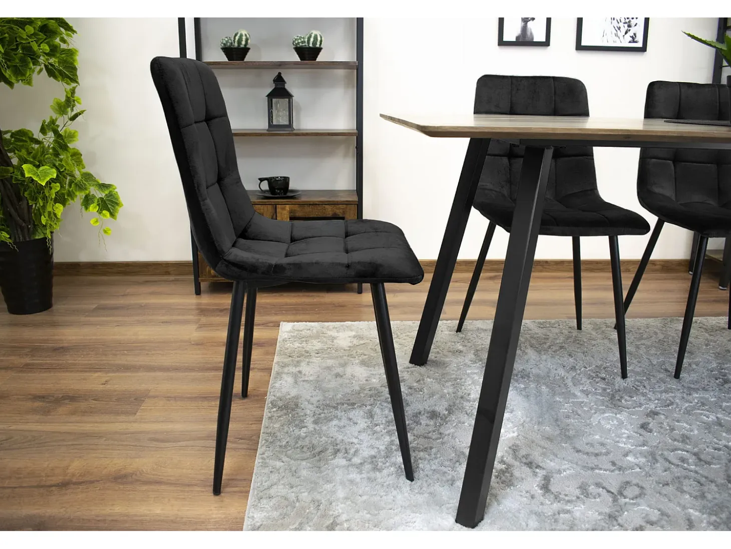 Sillón Valora PYRA de terciopelo negro, diseño moderno para sala de estar