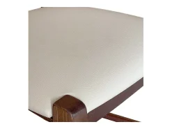 Taburete de 80 cm de altura en madera de nogal oscuro con asa y asiento acolchado en polipiel beige.