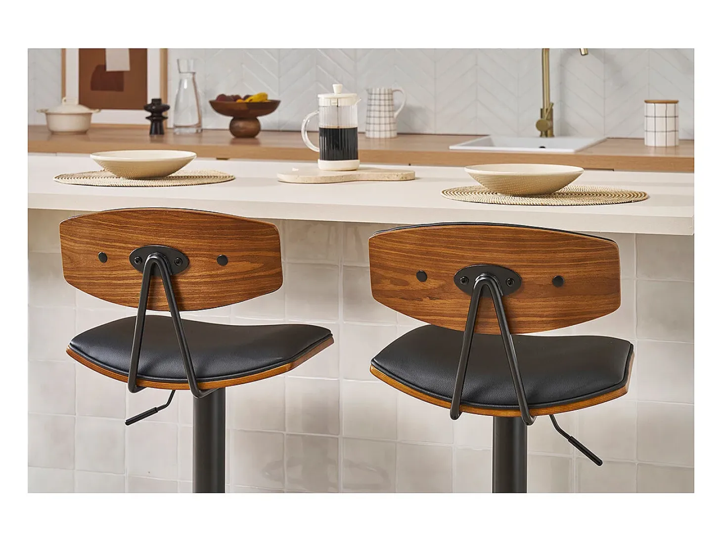 Taburete de cocina de diseño regulable negro con madera oscura VASCO