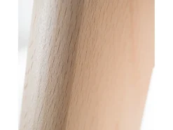 Taburete nórdico con cojín símil piel blanco y patas de haya clara Tula 67 cm