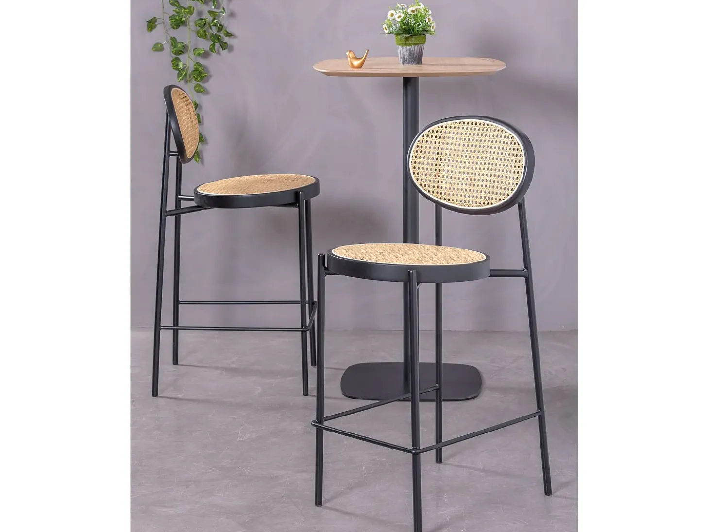 Taburete vintage con diseño clásico en ratán natural (65cm) - North - Negro