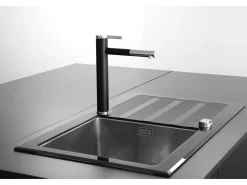 Ultrate Mezclador para fregadero negro y cromado Essebagno