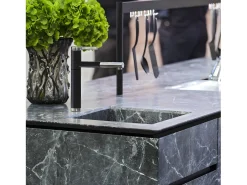 Ultrate Mezclador para fregadero negro y cromado Essebagno