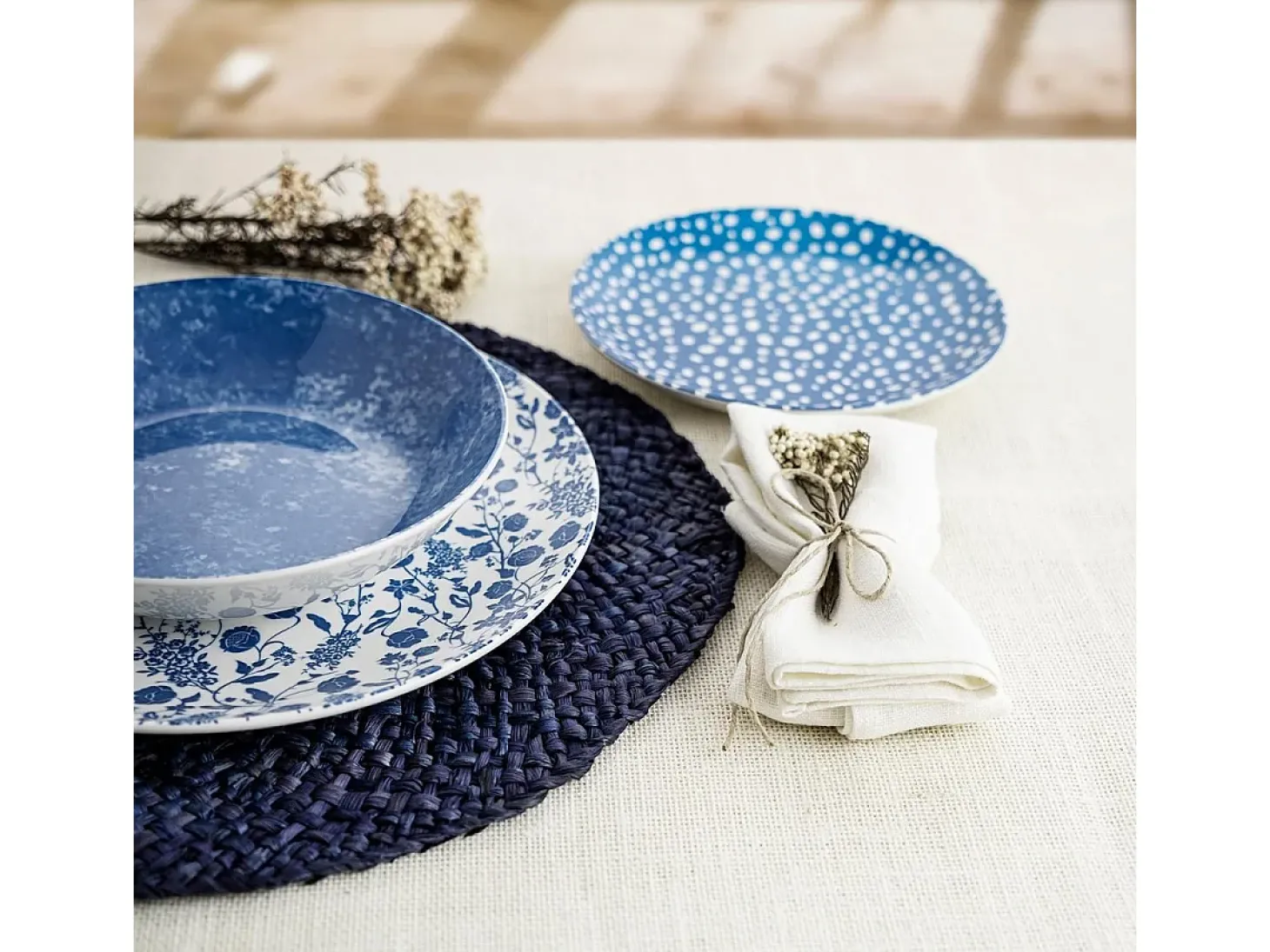Vajilla Aquilea Bidasoa 18 piezas 6 servicios porcelana azul