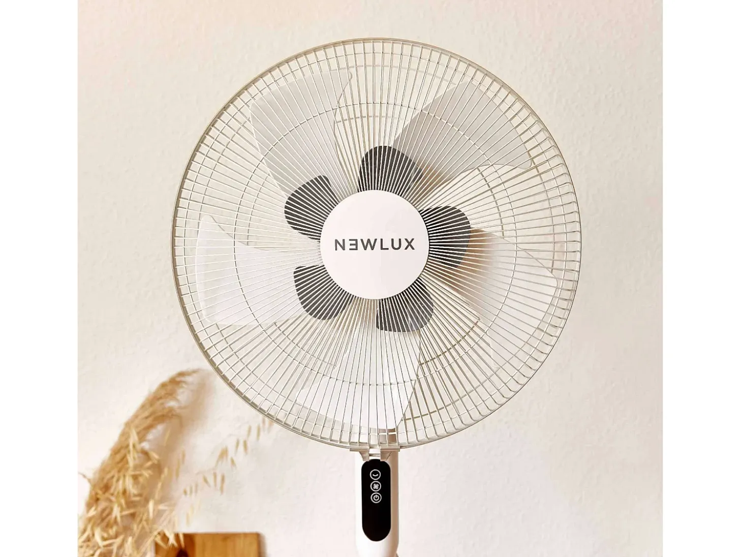 Ventilador de Pie Smart W1050 Blanco - Newlux