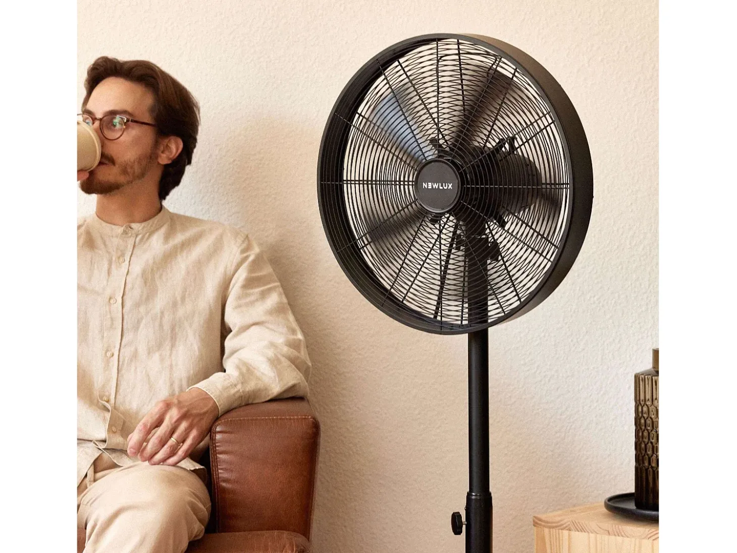 Ventilador de Pie Smart 5 W1250 Negro - Newlux