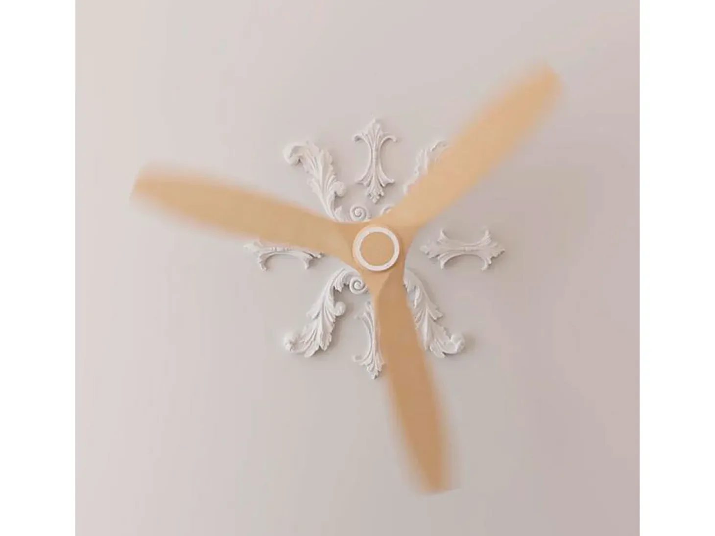 Ventilador de techo Cecotec EnergySilence Aero 590 80W 3 aspas mando a distancia haya