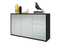 Vladon Cajonera Ben V3, Cómoda con 3 Puertas y 2 Cajones, Negro mate/Gris claro satinado (117 x 74 x 36 cm)