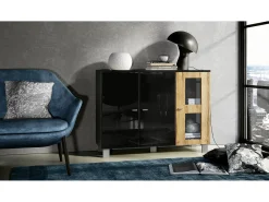 Vladon Cajonera Denjo, Cómoda con 3 Puertas, Negro mate/Negro de alto brillo/Roble natural (107 x 81 x 35 cm)
